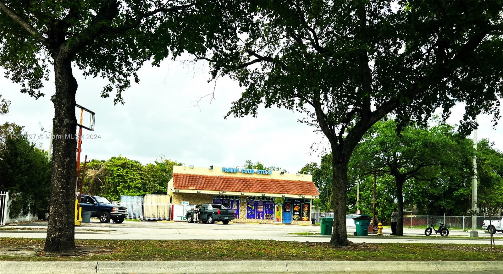 3045 NW 62nd St, Miami FL 33147