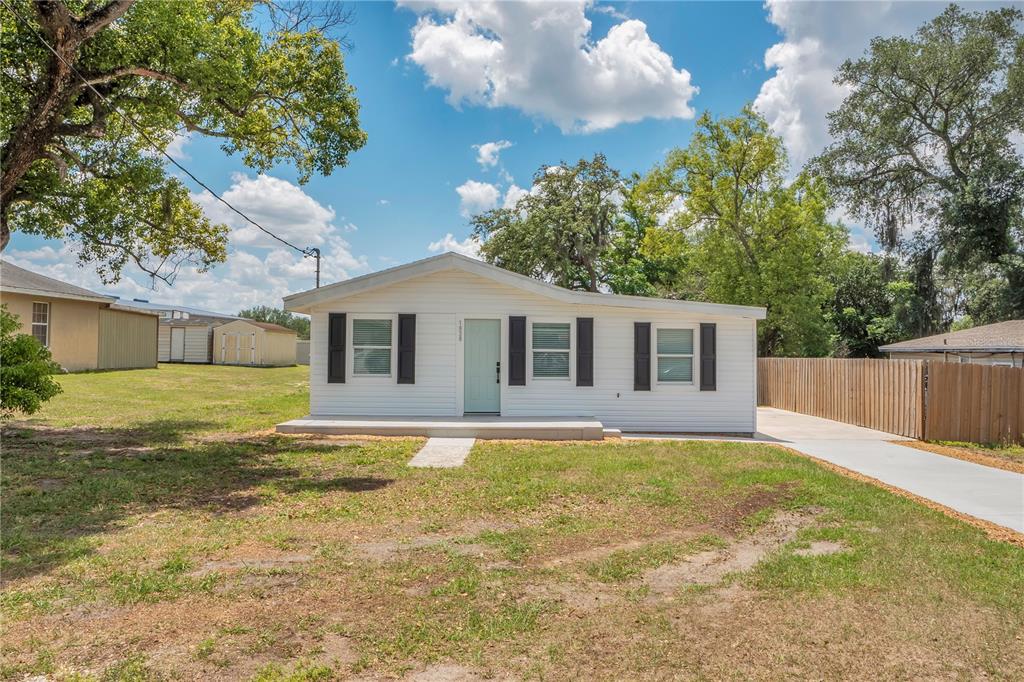 1938 LAVON STREET