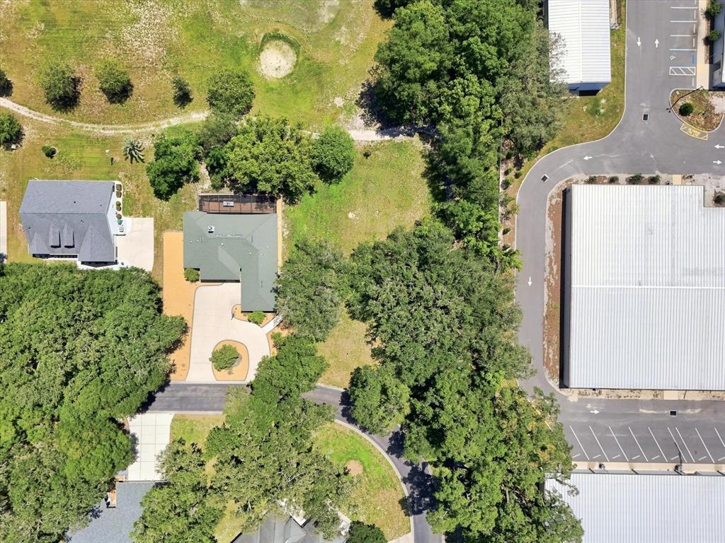 512 DOWLING CIRCLE, LADY LAKE, FL — photo 5 of 13