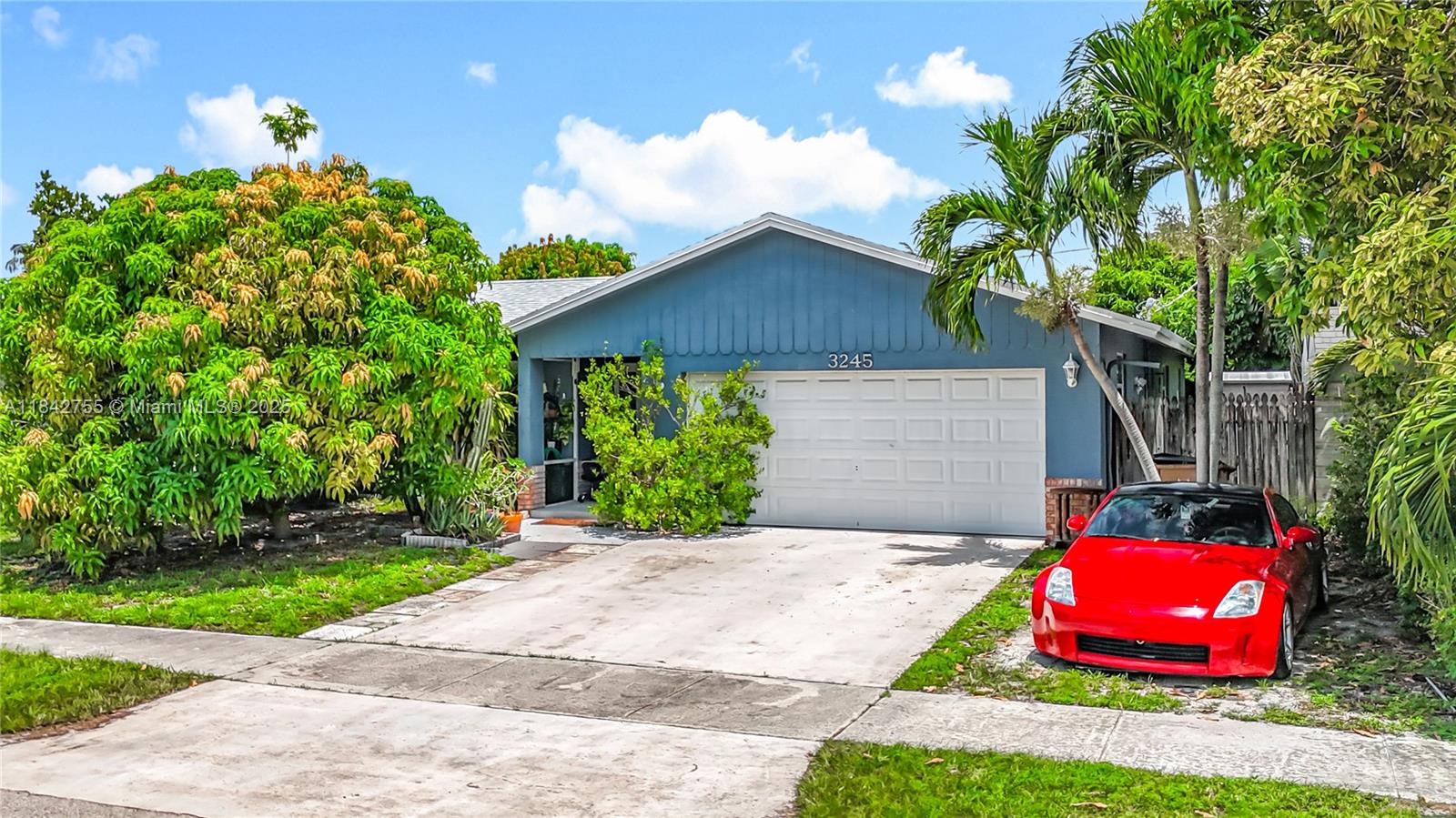 3245 SW 2nd St, Deerfield Beach FL 33442