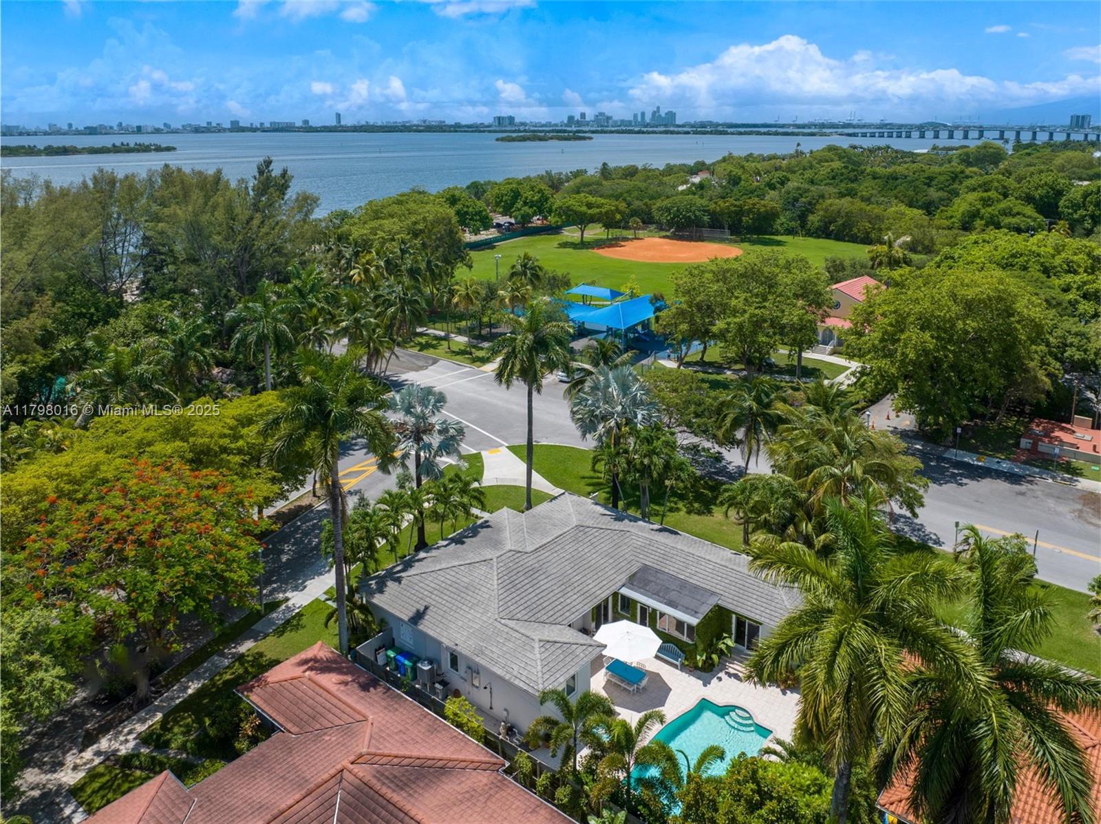 5550 N Bayshore Dr, Miami FL 33137