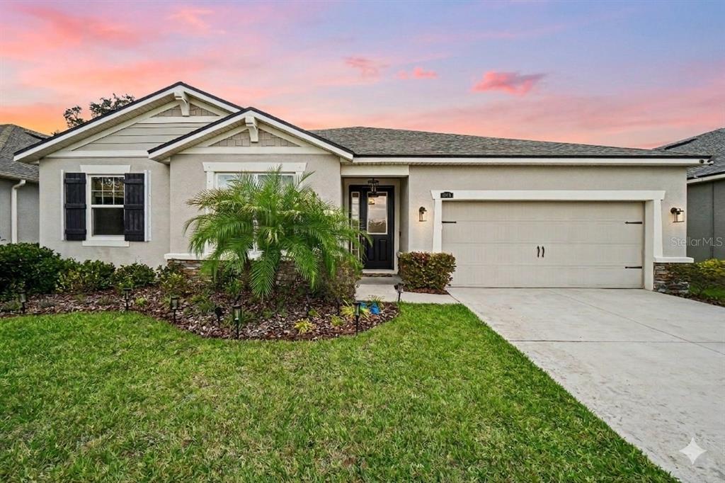 11406 BLUE WOODS DRIVE
