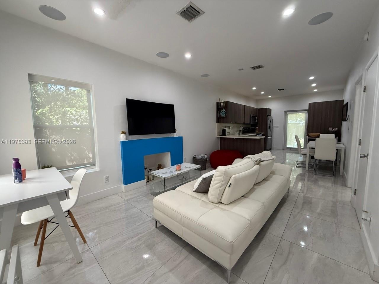 247 NW 58th St, Miami FL 33127