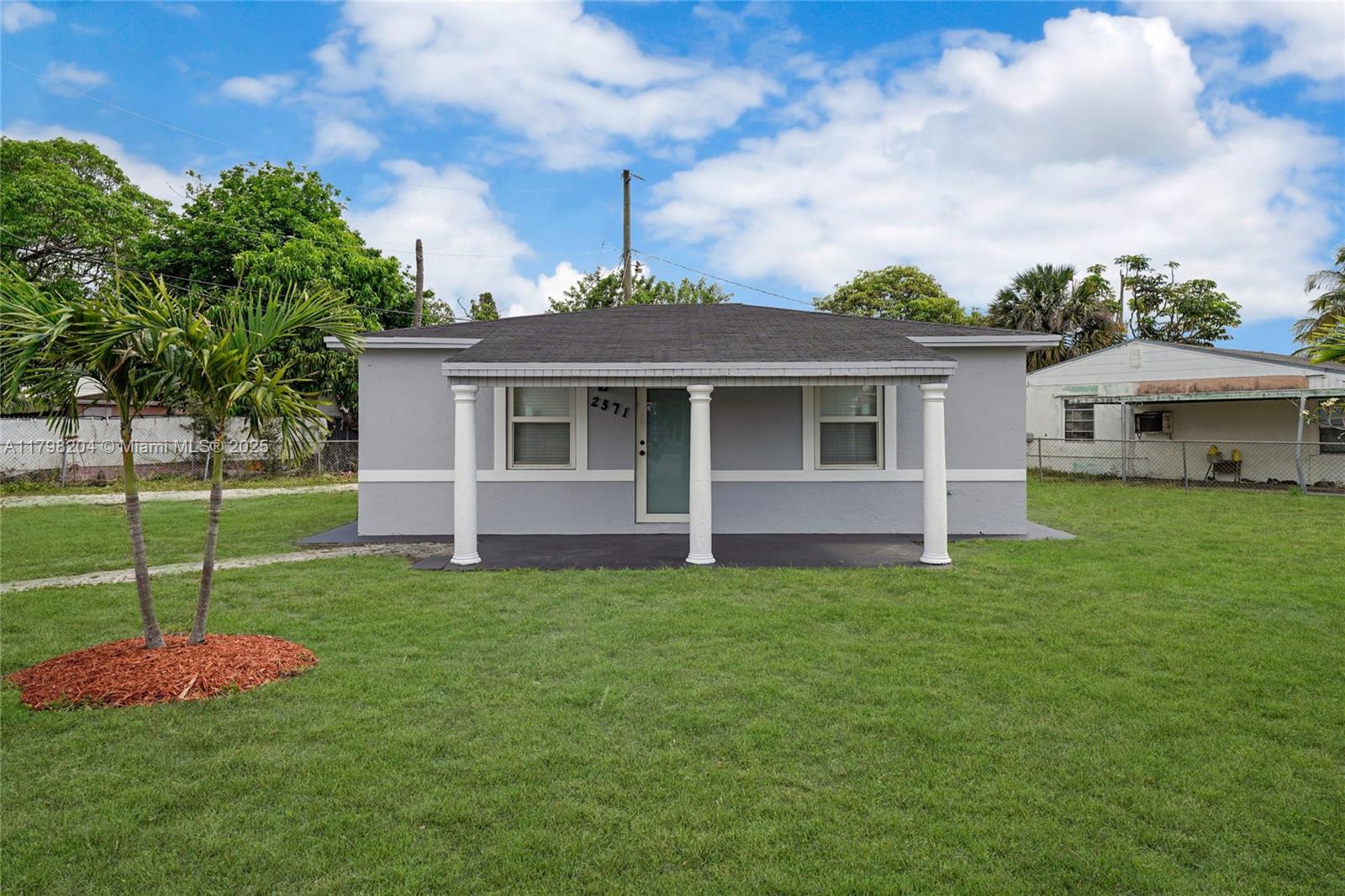 2571 NW 139th St, Opa-Locka FL 33054