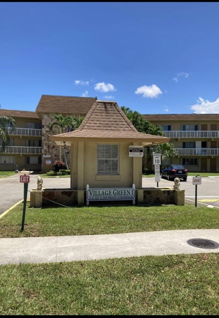 555 Purdy Lane # A122, Palm Springs FL 33461