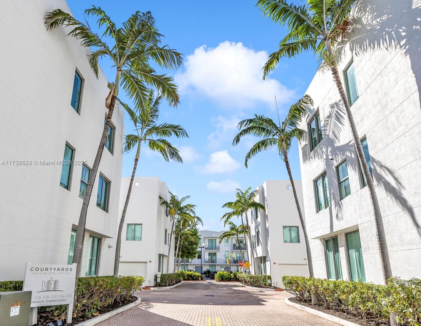 2138 Van Buren St # 606, Hollywood FL 33020