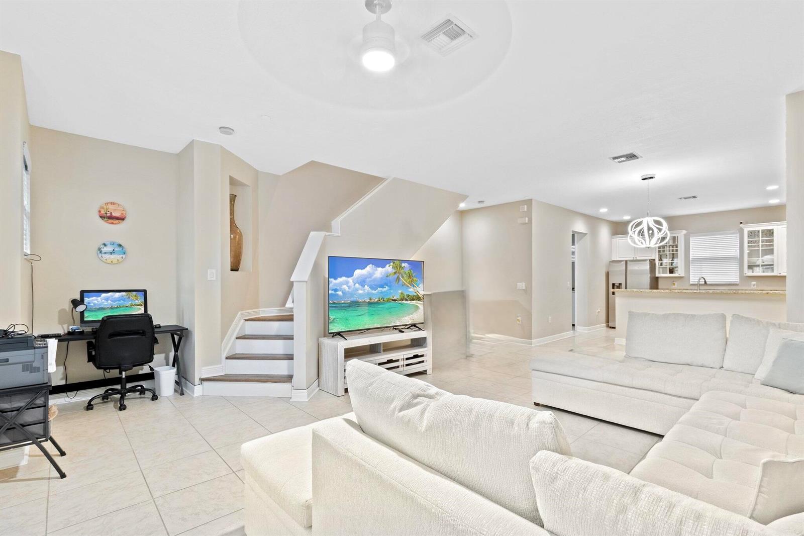 1033 NE 17th Way # 2003, Fort Lauderdale FL 33304