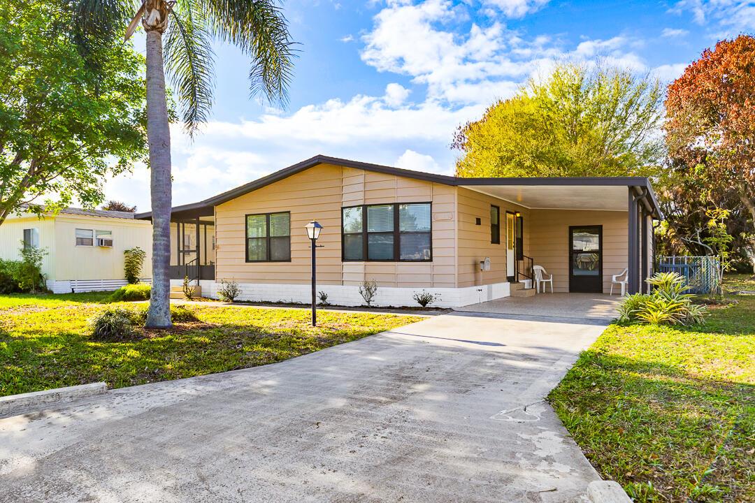 2828 SW Toronado Trail, Stuart FL 34997