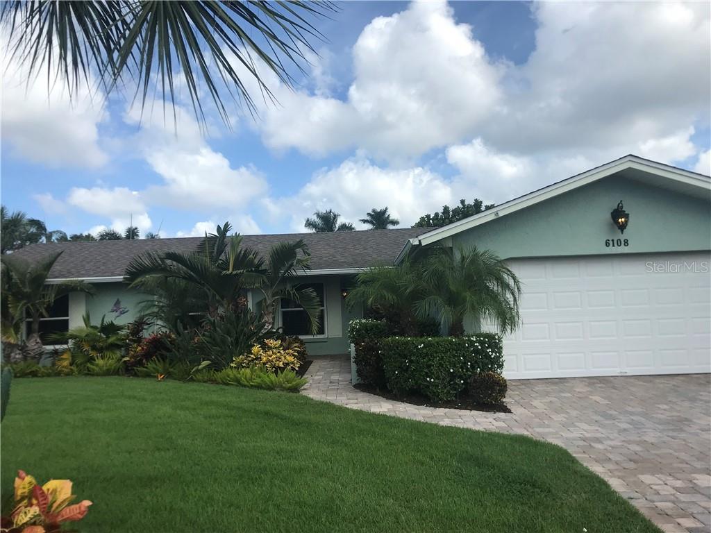 6108 10TH AVENUE W, BRADENTON, FL — photo 2 of 25