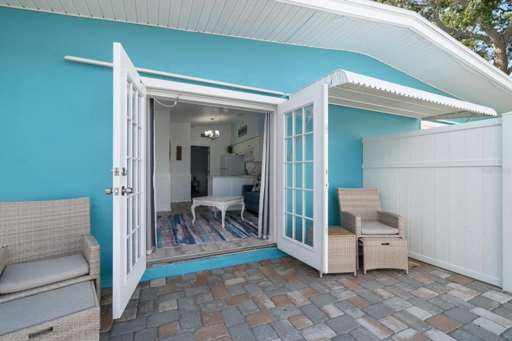 711 E GULF BOULEVARD, INDIAN ROCKS BEACH, FL — photo 5 of 30