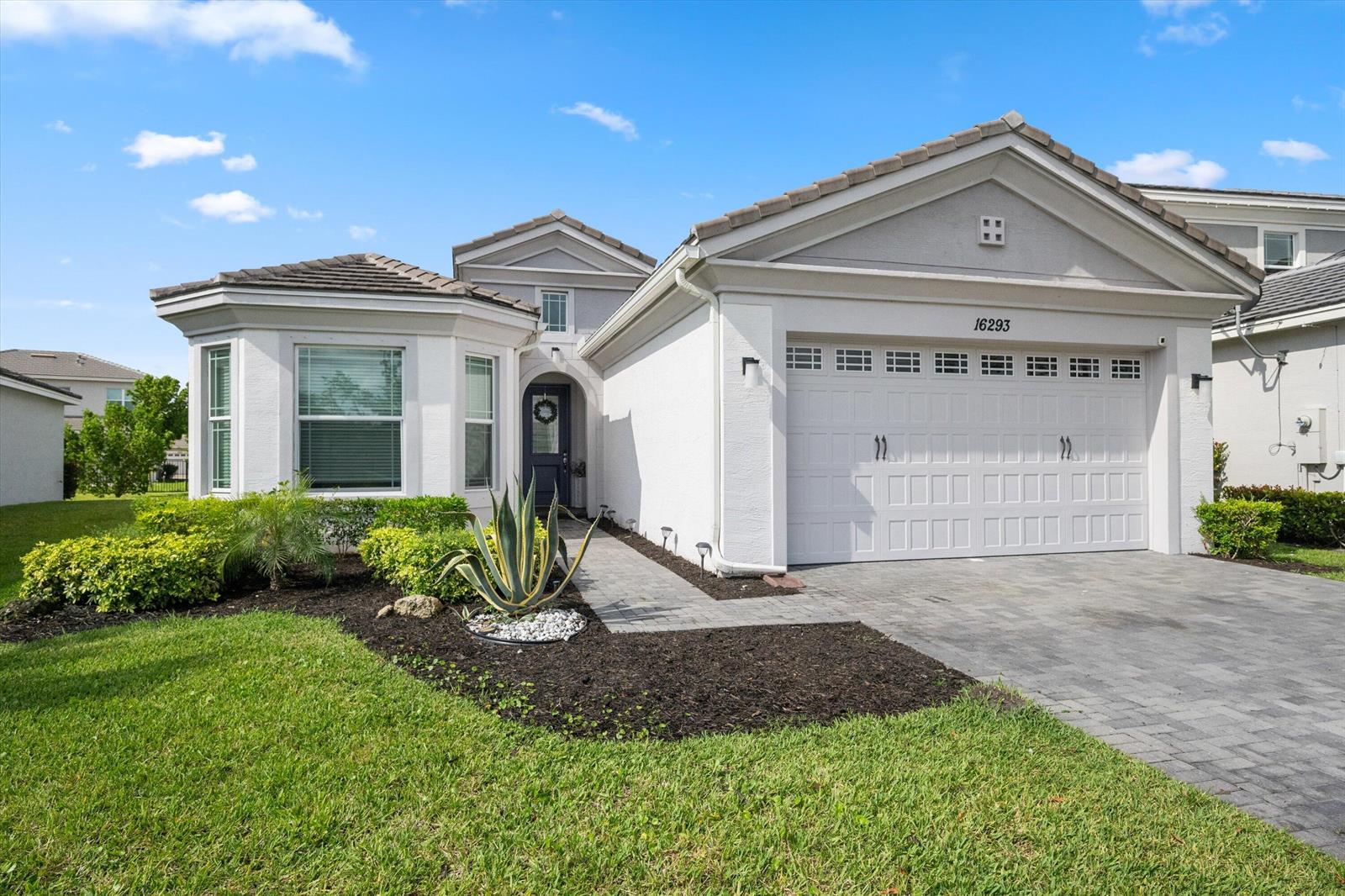 16293 Melogold Drive, Westlake FL 33470