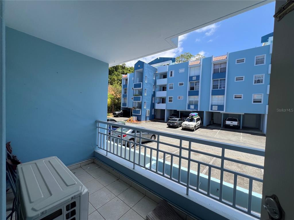 Avenue Montesol ALEGRIA UNIT 10