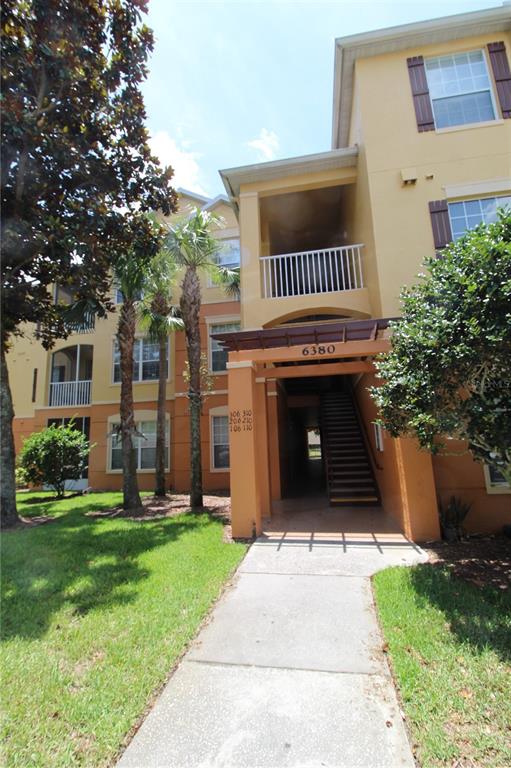 6380 CONTESSA DRIVE UNIT 208