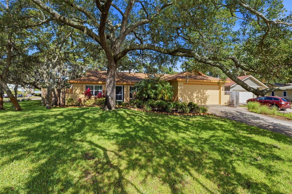 3301 BRIARWOOD LANE