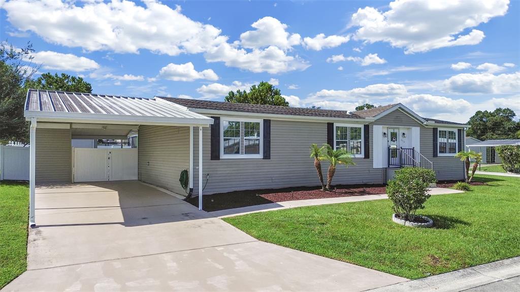 490 LINDSEY DR, LAKELAND, FL — photo 2 of 30