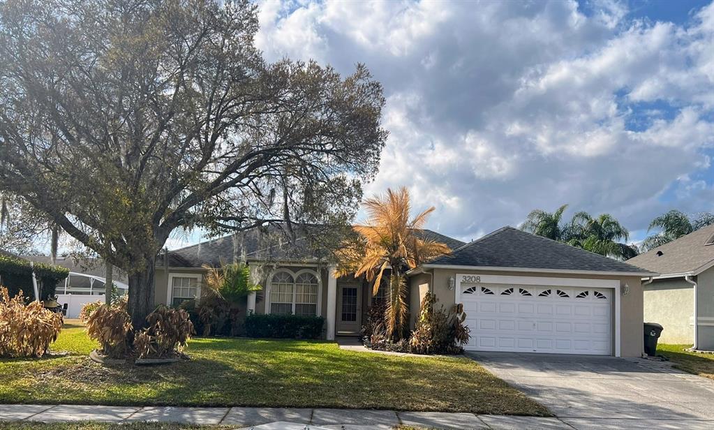 3208 SAWGRASS CREEK CIRCLE