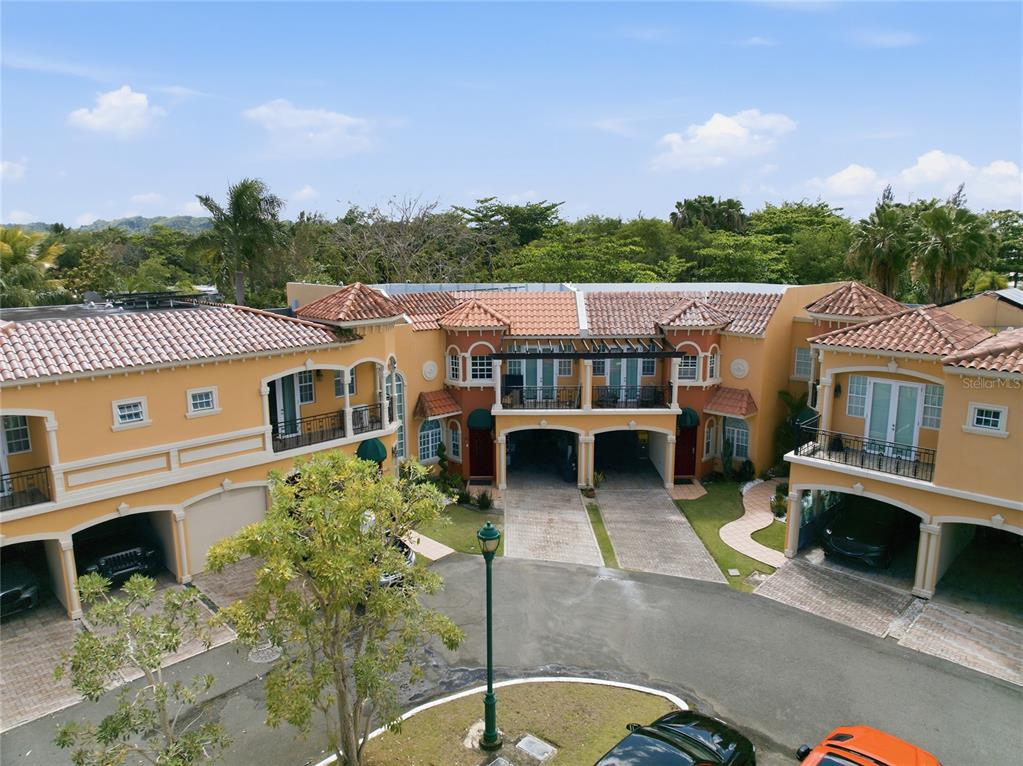 B7 BRIGHTON COUNTRY CLUB