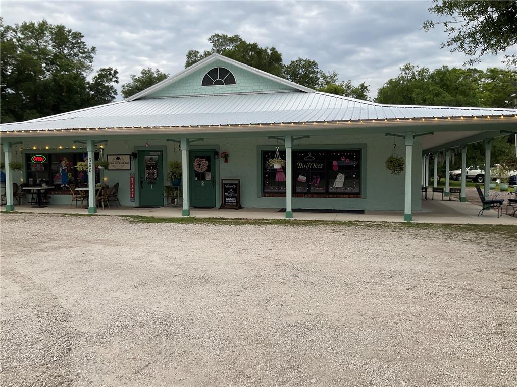 360 S LAKEVIEW DRIVE