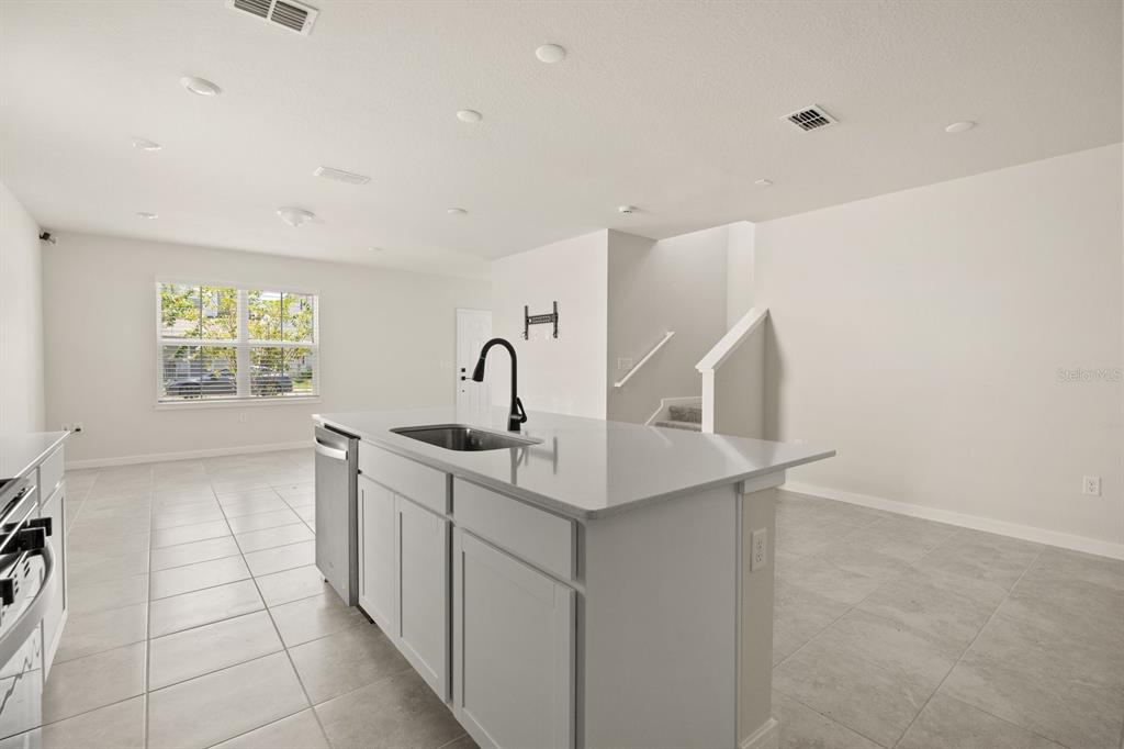 4066 FEATHER TREE DRIVE, APOPKA, FL — photo 5 of 26