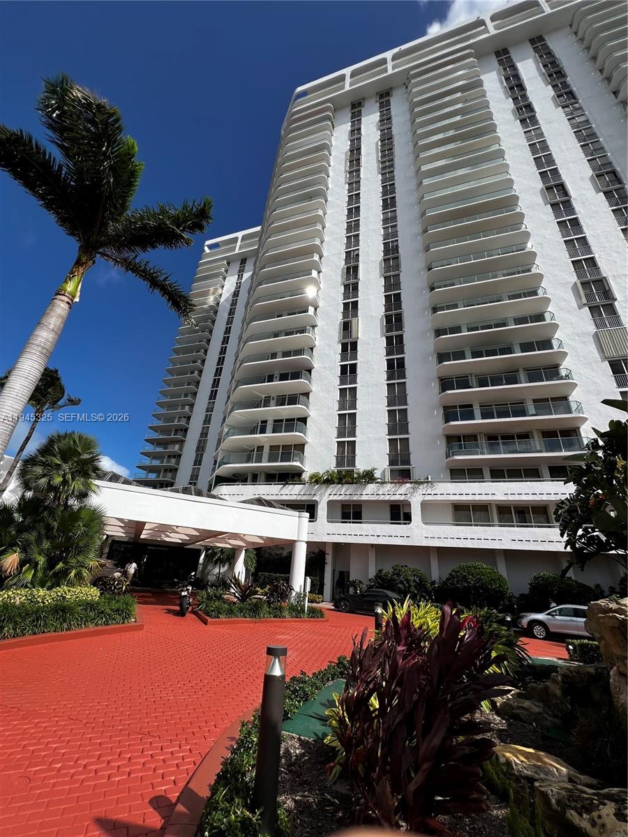 19707 Turnberry Way # 4L, Aventura FL 33180