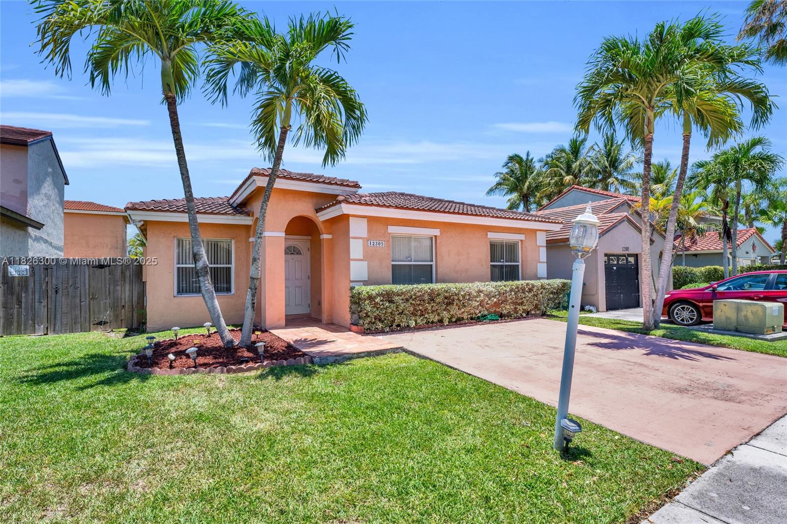 12305 SW 250th Ter, Homestead FL 33032