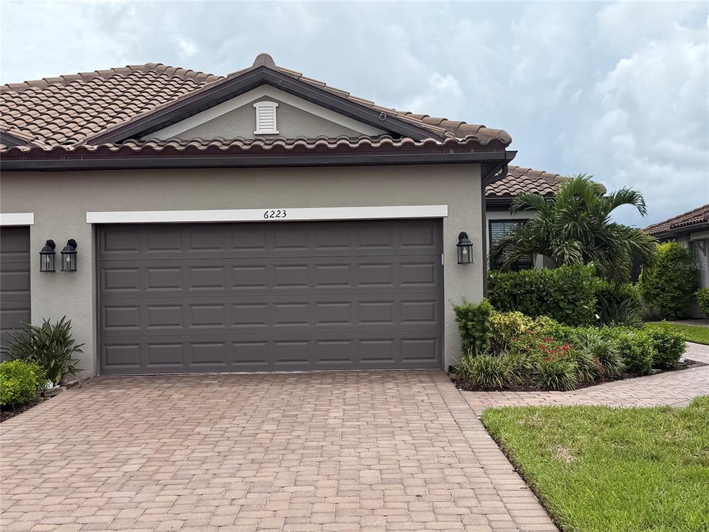 6223 PLATEAU COURT