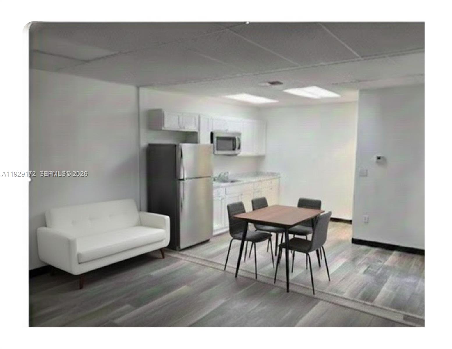 2001 N Dixie Hwy # 4, Pompano Beach FL 33060