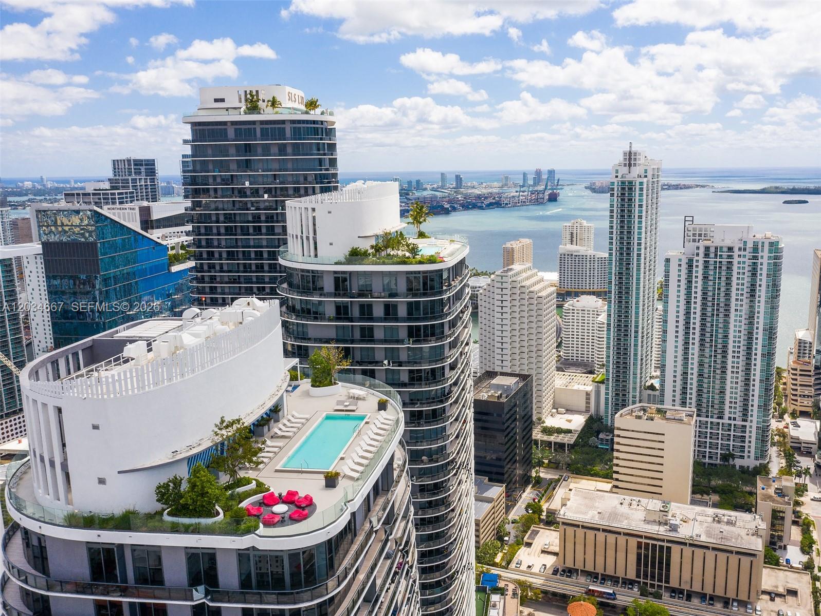 55 SW 9 St # 1605, Miami FL 33130