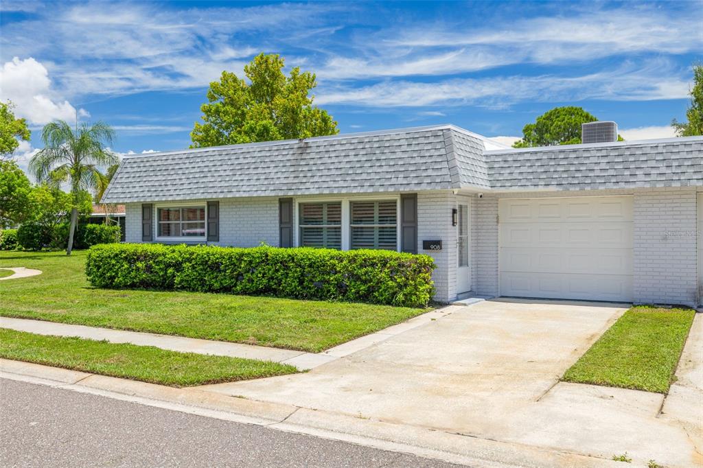 908 CARA DRIVE UNIT 908, LARGO, FL — photo 5 of 30