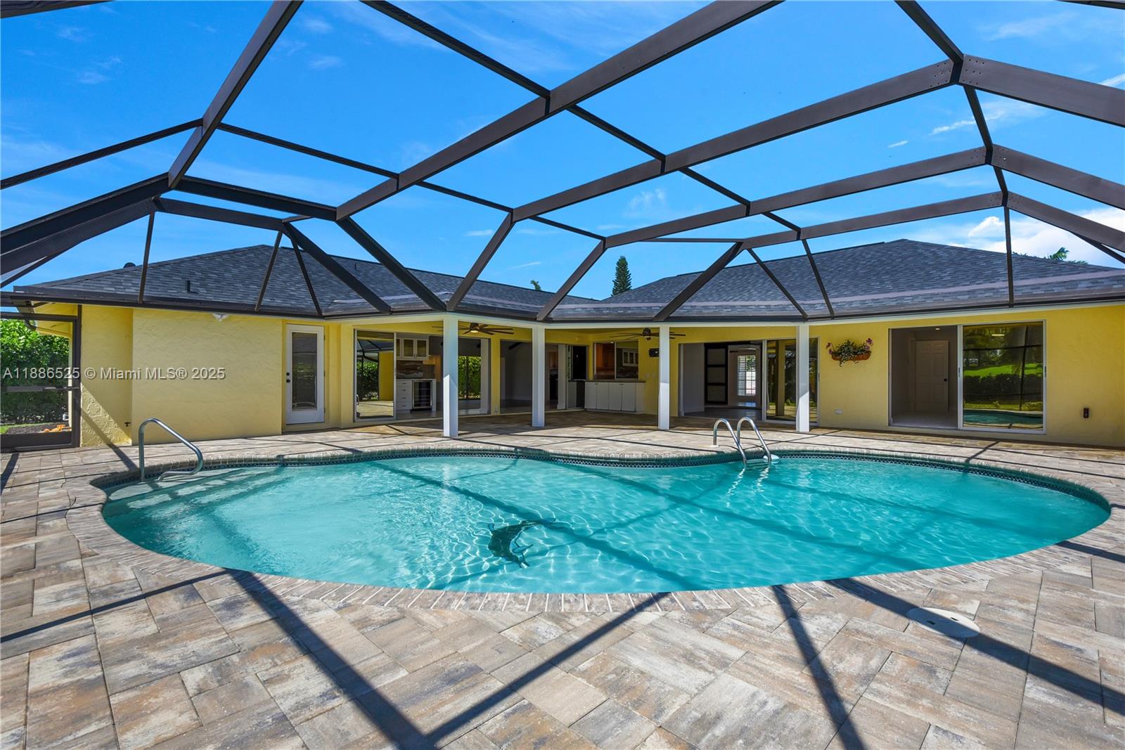 491 Cypress Way E, Naples FL 34110, NAPLES, FL — photo 3 of 30