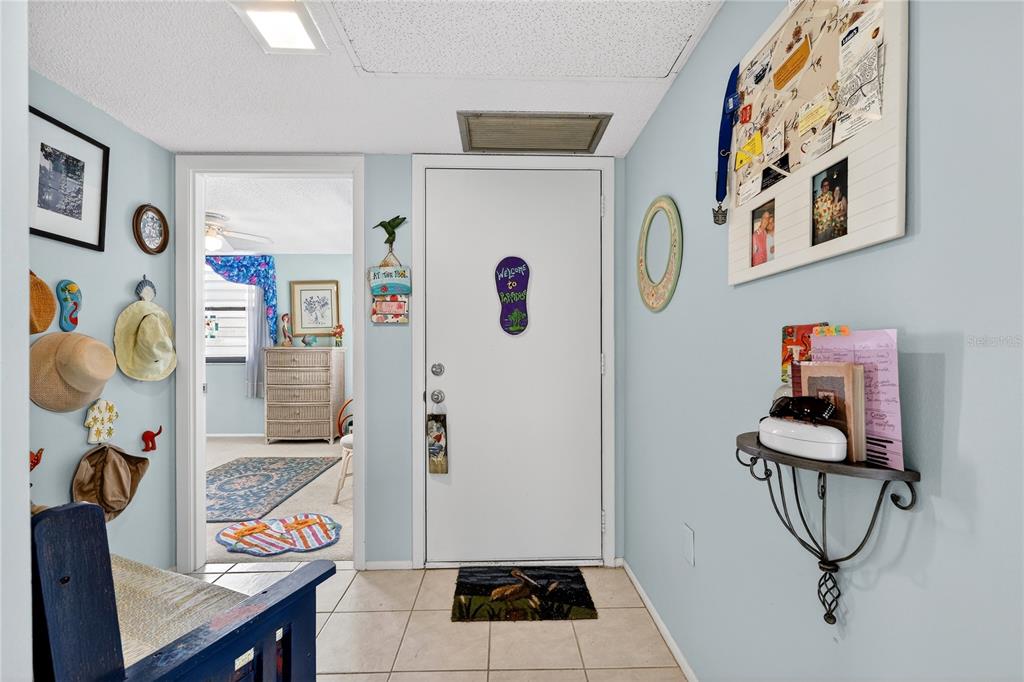 521 LAKESIDE DRIVE UNIT 521, BRADENTON, FL — photo 5 of 30