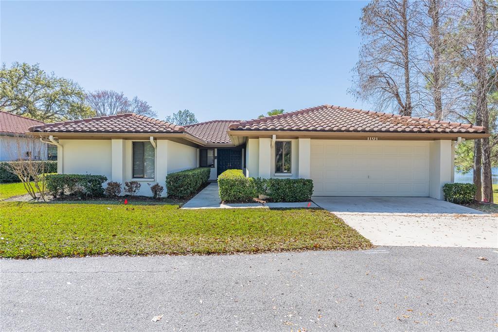 1101 ROLLING WOODS LANE