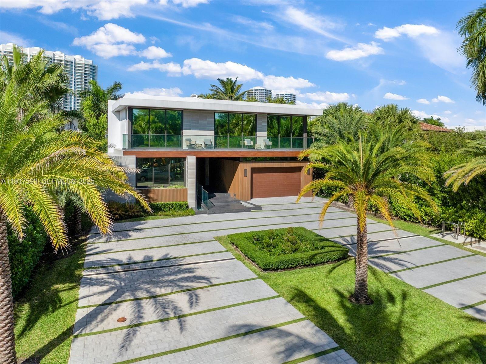 342 S Parkway, Golden Beach FL 33160