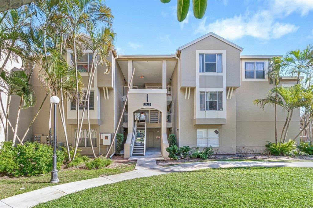 1845 Palm Cove Boulevard # 107, Delray Beach FL 33445