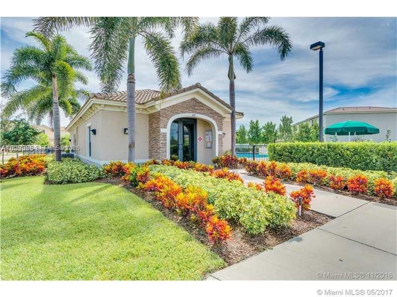 311 NE 194th Ln # 311, Miami FL 33179