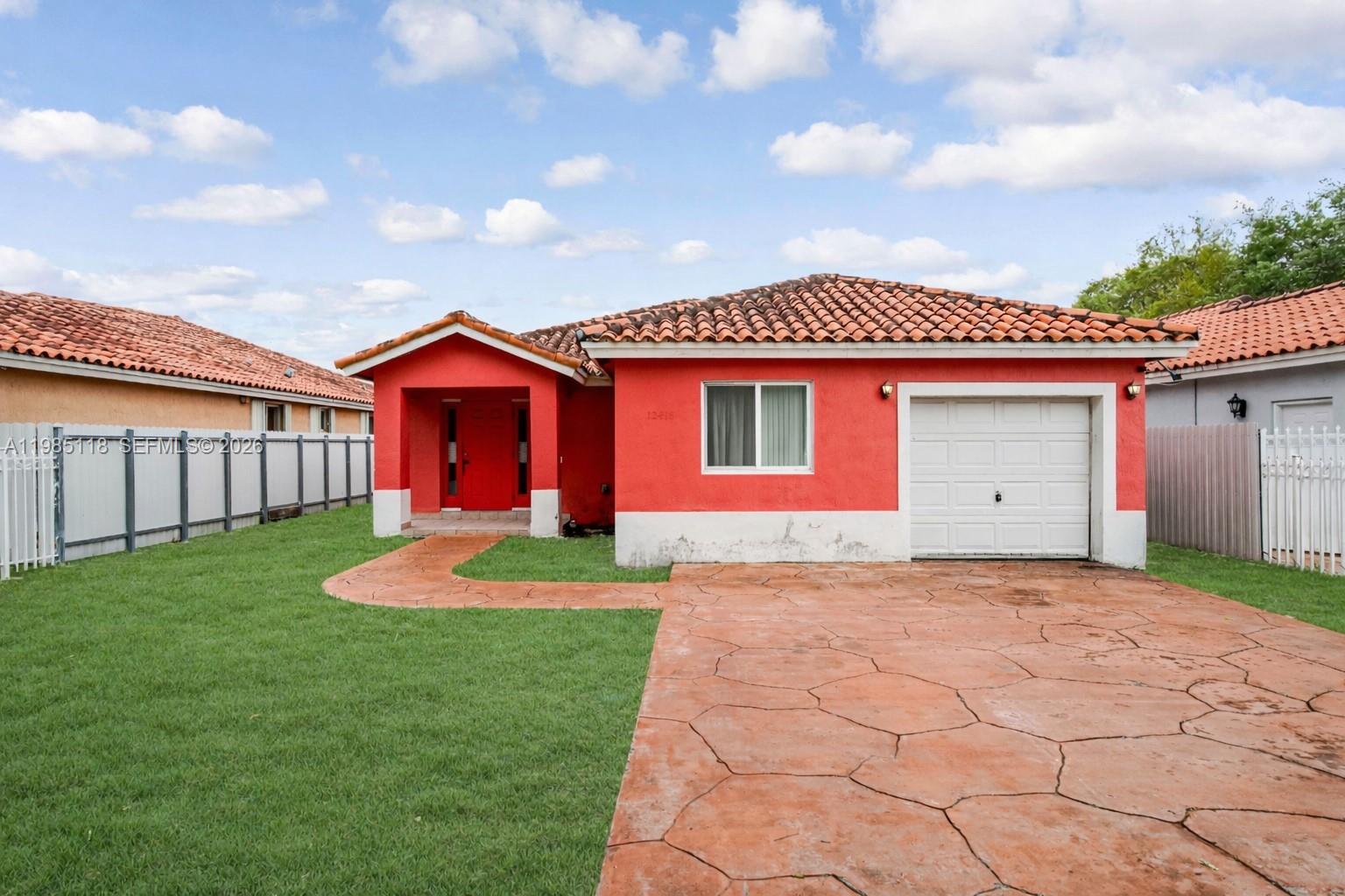 12418 SW 230th St, Miami FL 33170
