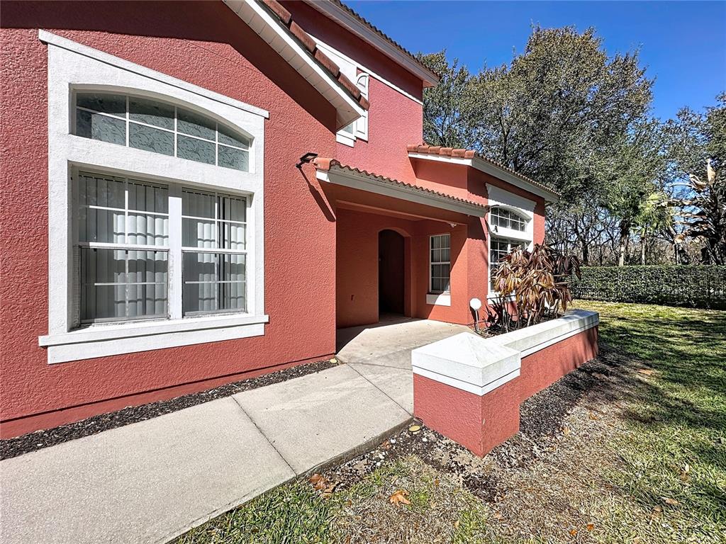 8401 CRYSTAL COVE LOOP, KISSIMMEE, FL — photo 2 of 30