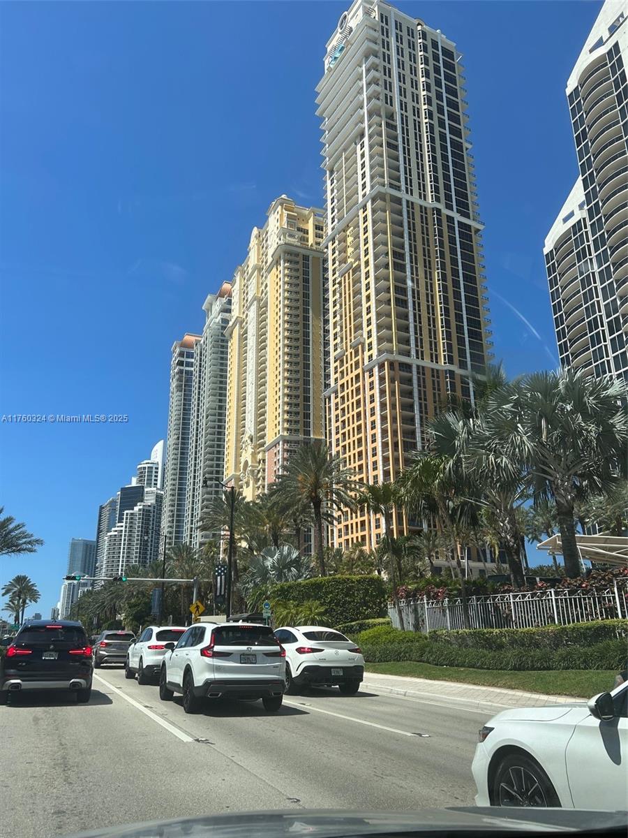 17021 N Bay Rd # 828, Sunny Isles Beach FL 33160