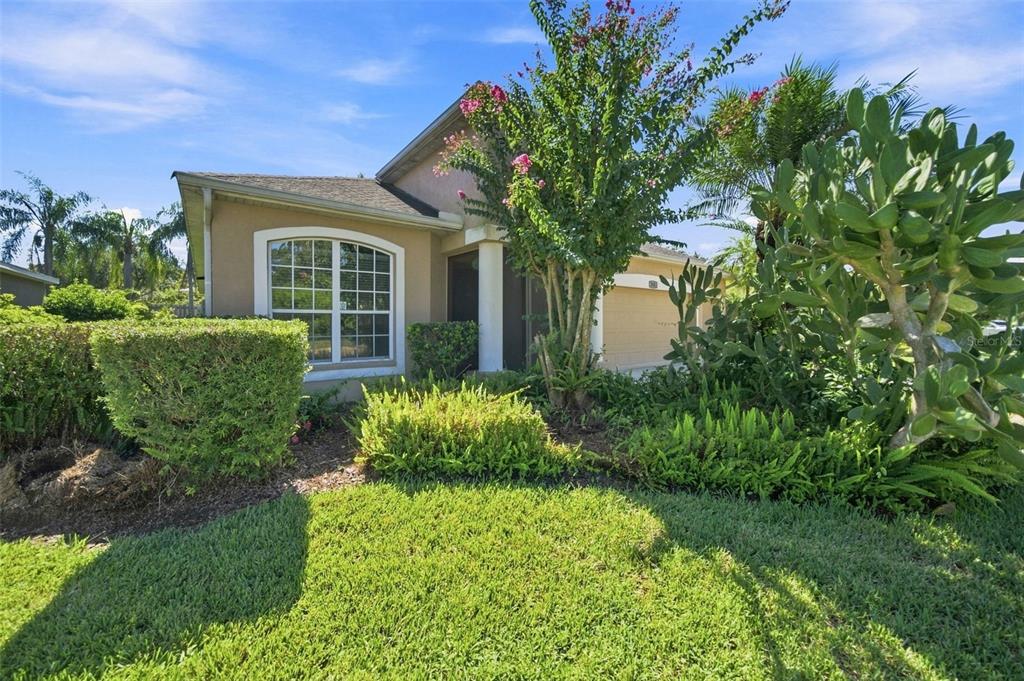 295 LONDONDERRY DRIVE, SARASOTA, FL — photo 3 of 30