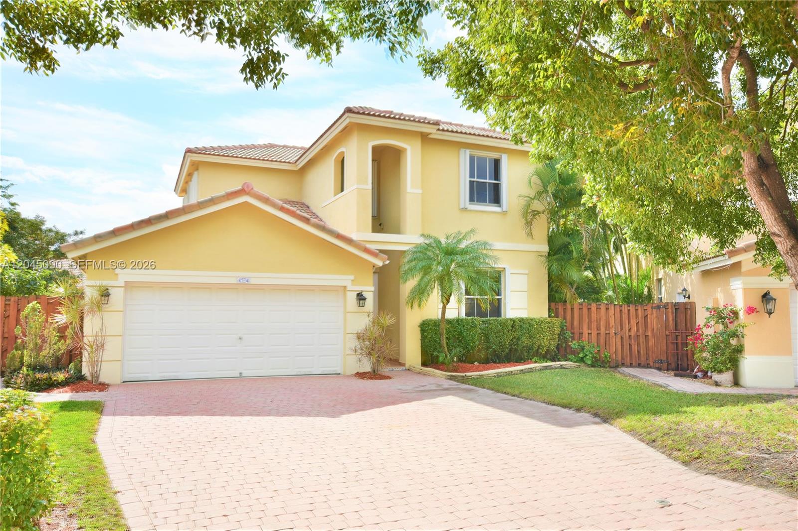 4534 NW 94th Pl, Doral FL 33178