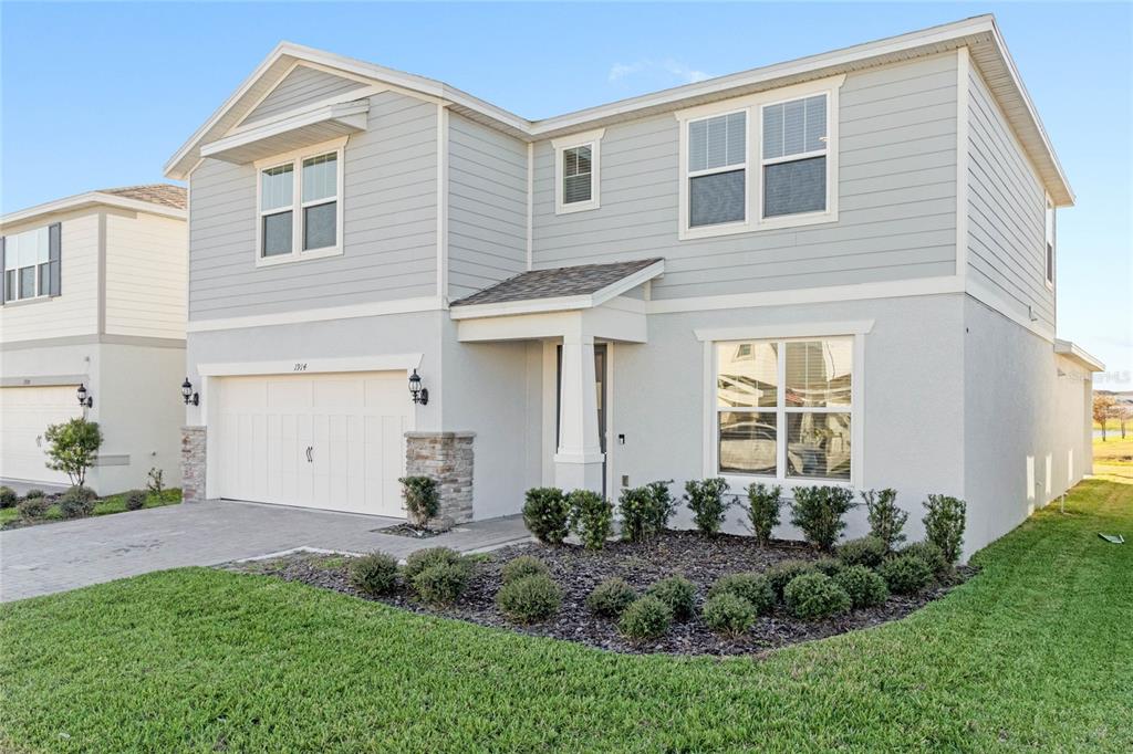 1914 SUMMER SERENITY DRIVE