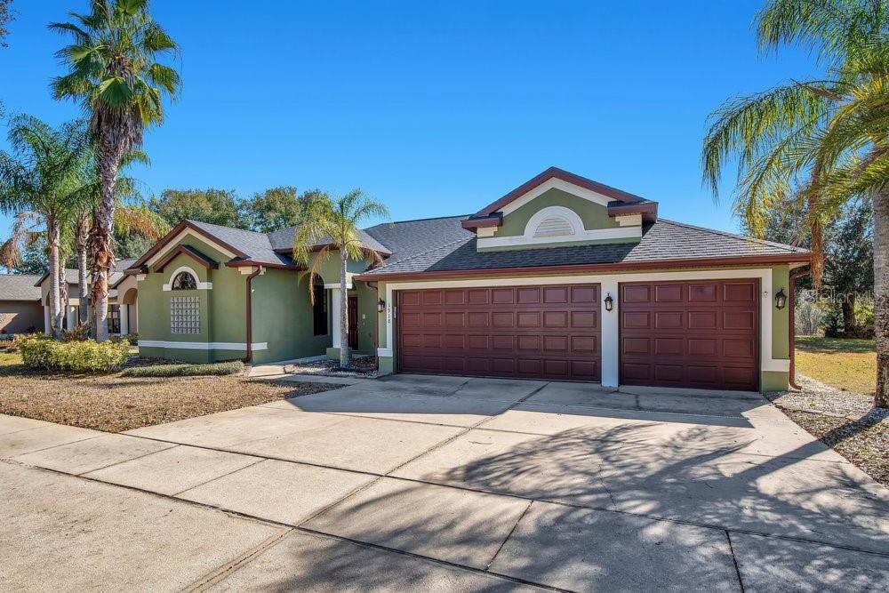 1918 GOLF OAK DRIVE