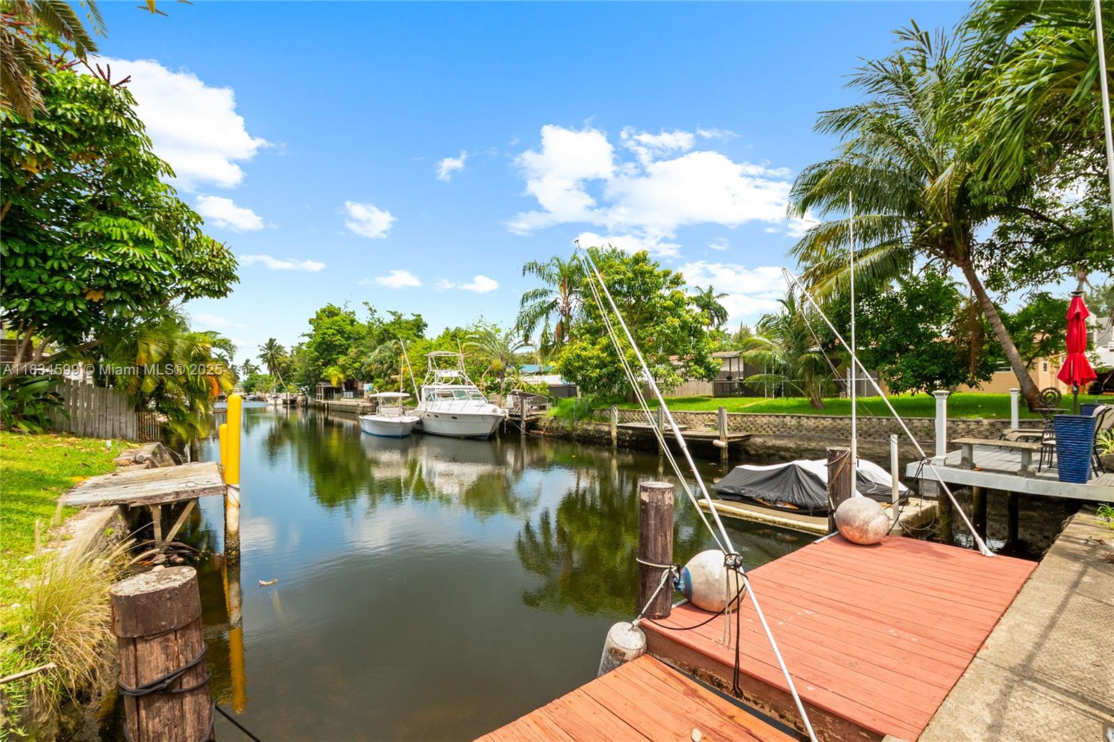 4421 SW 33rd Ave, Dania Beach FL 33312