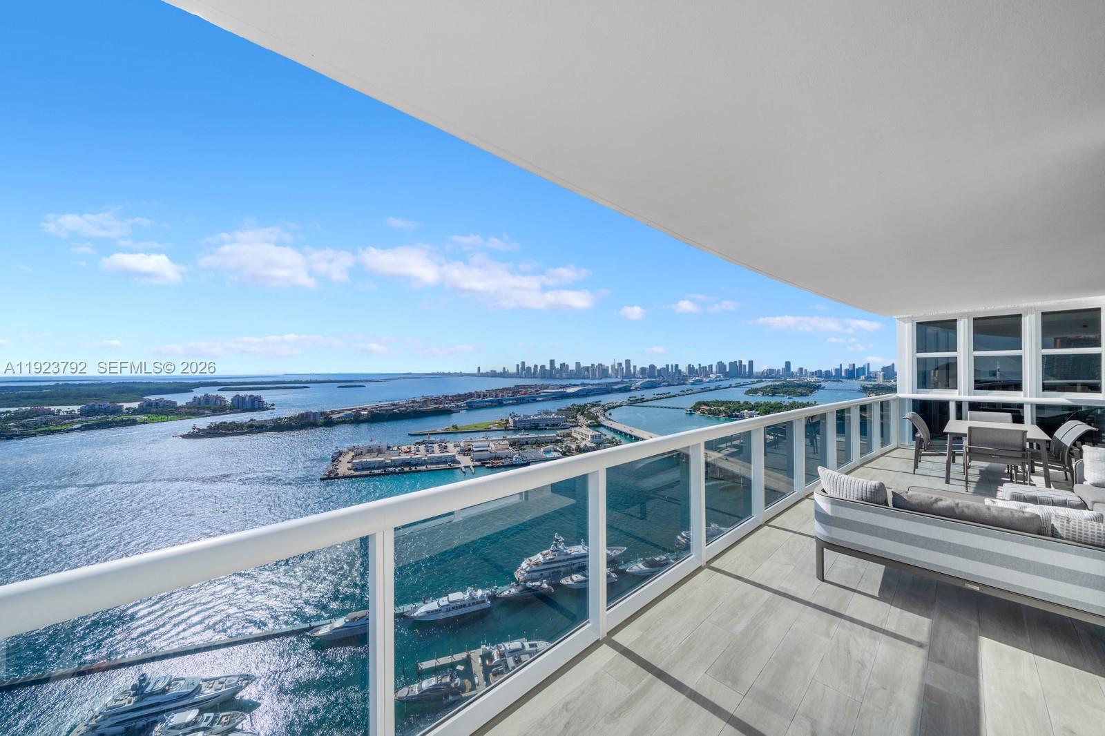 400 Alton Rd # 3503, Miami Beach FL 33139