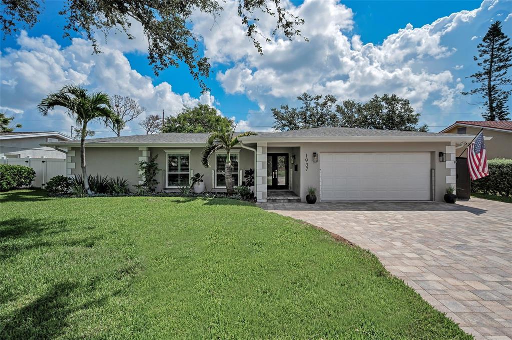 1937 DOLPHIN BOULEVARD S