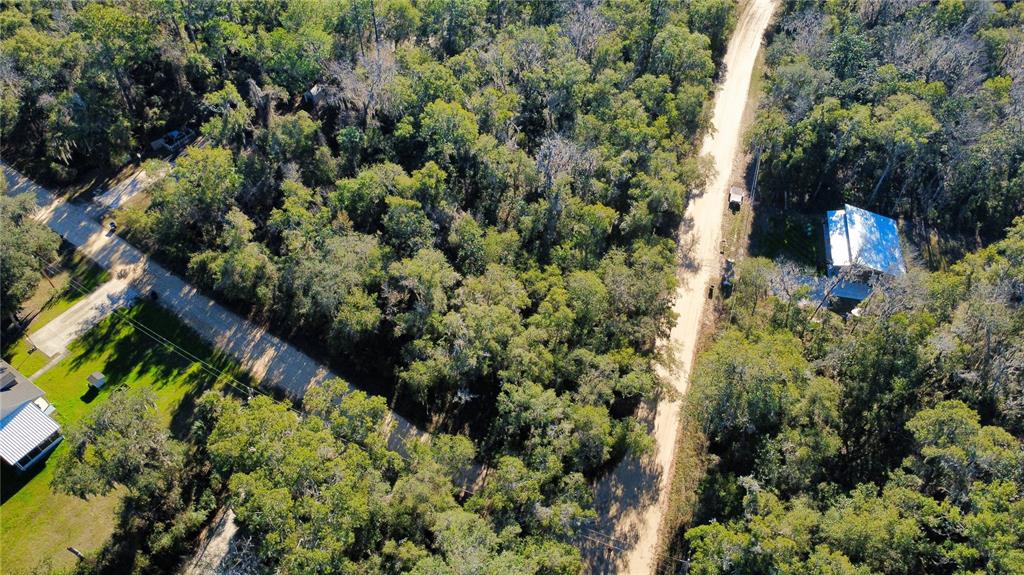 110 LEEWARD ROAD, SATSUMA, FL — photo 2 of 18