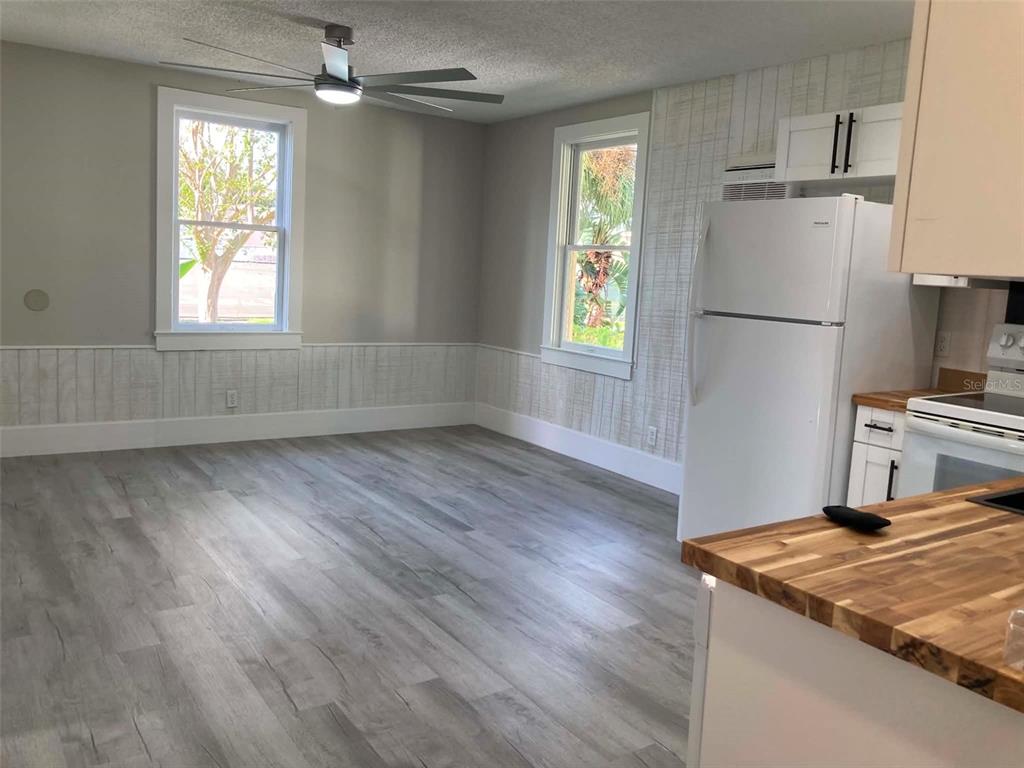 31 W OAKWOOD STREET UNIT 1, TARPON SPRINGS, FL — photo 3 of 24