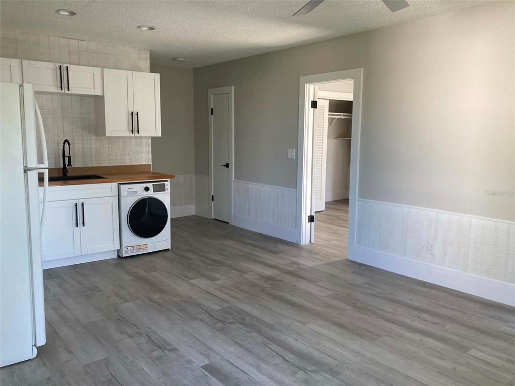 31 W OAKWOOD STREET UNIT 1, TARPON SPRINGS, FL — photo 4 of 24