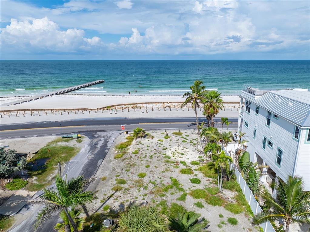 1207 GULF DRIVE S, BRADENTON BEACH, FL — photo 3 of 16