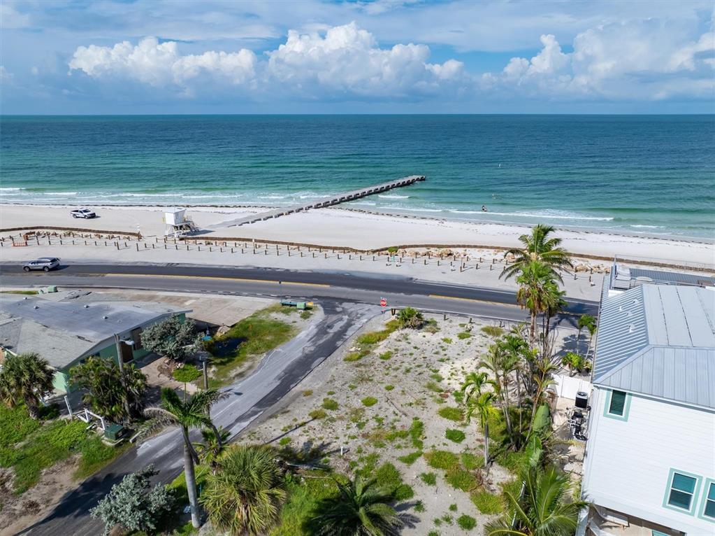 1207 GULF DRIVE S, BRADENTON BEACH, FL — photo 4 of 16